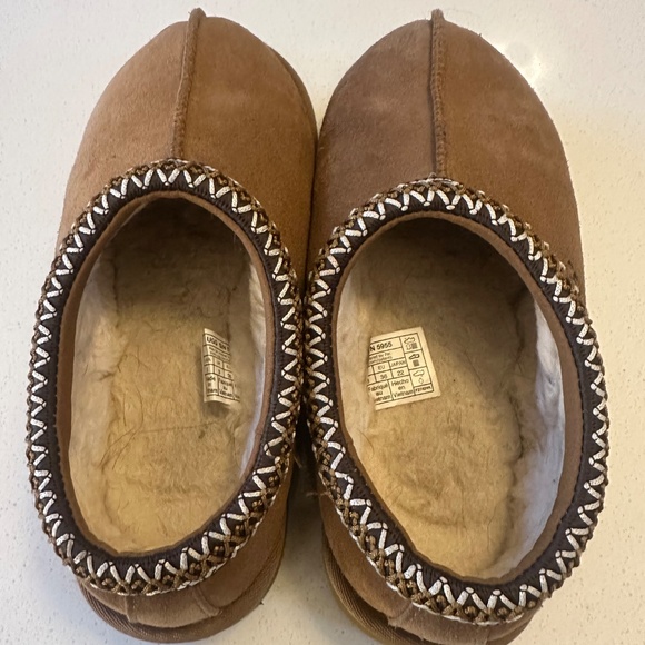 UGG Tasman slippers - Picture 3 of 5